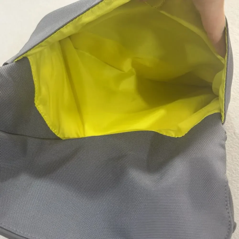 Timbuk2 bright green